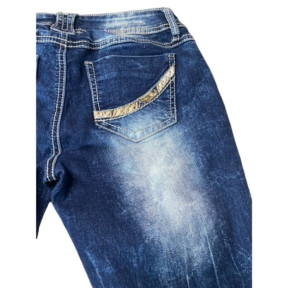 Almost Famous Juniors Distressed Skinny Jeans I Size:3 - Picture 4 of 16